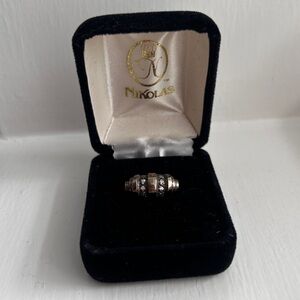 Vintage Silver Ring With Diamond Clusters